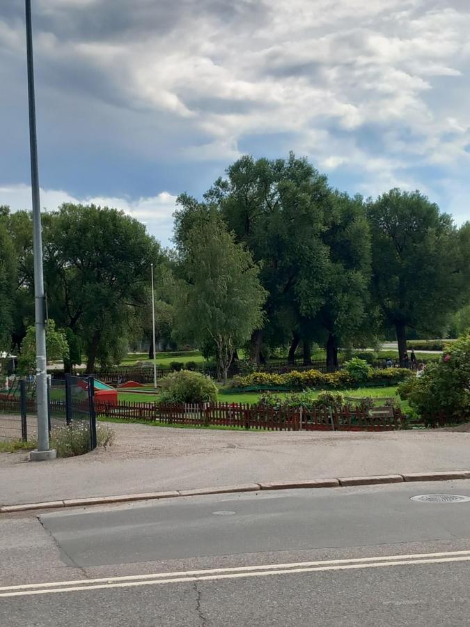 Puotilan Rose Lägenhet Helsingfors Exteriör bild